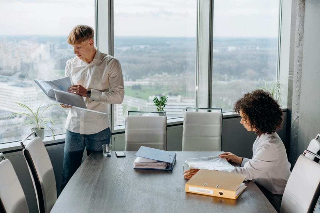 Purchase Leads vs. Refinance Leads: Choosing the Right Mix for Your Pipeline